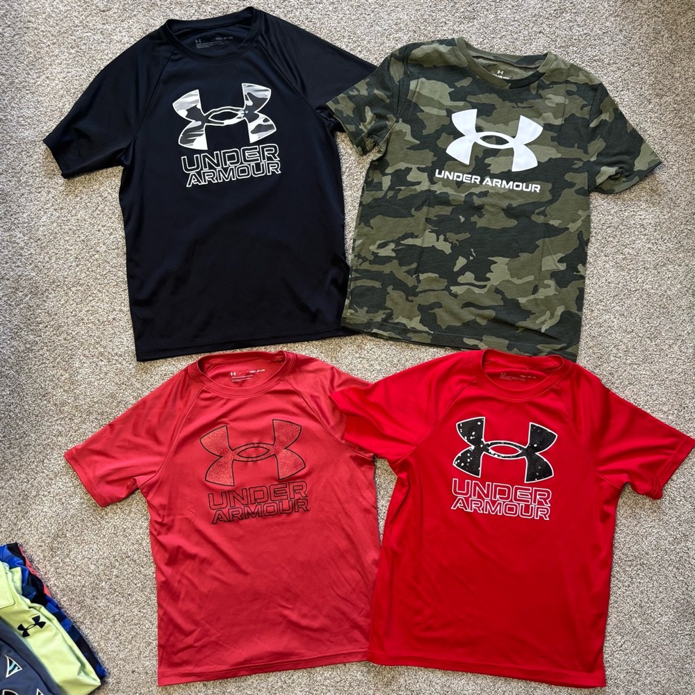 Boys under armour short sleeve tees size small s 8 - Picture 2 of 6